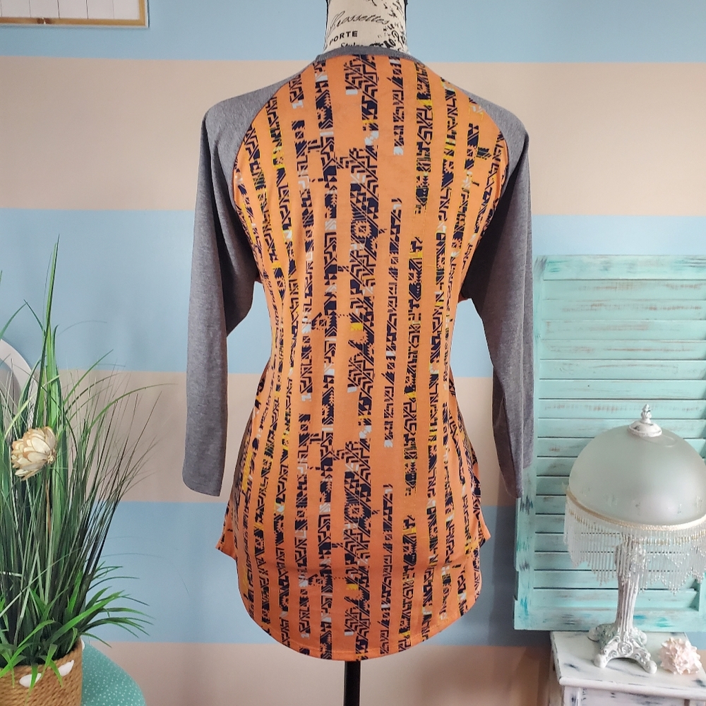 LuLaRoe Large Randy Top - Picture 3 of 7